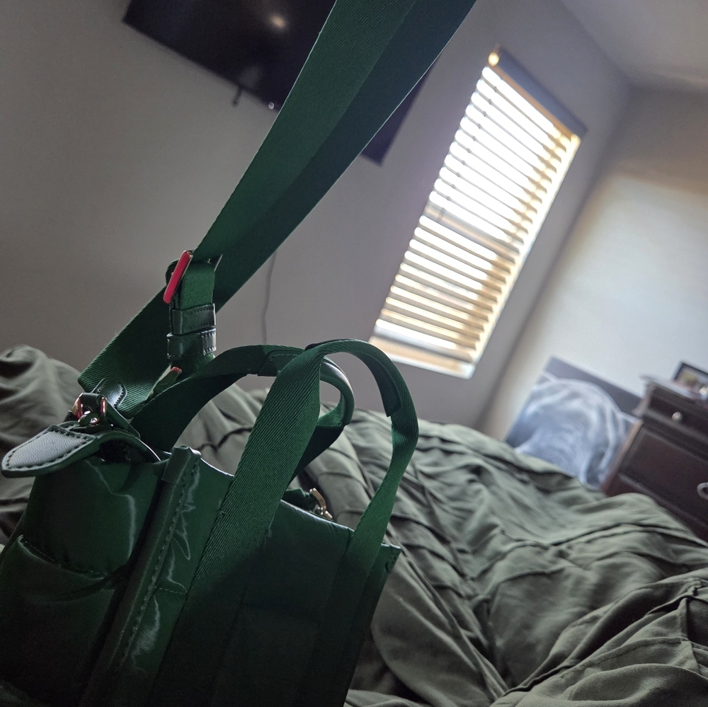 Kate Spade Glossy Green Tote - Picture 2 of 6